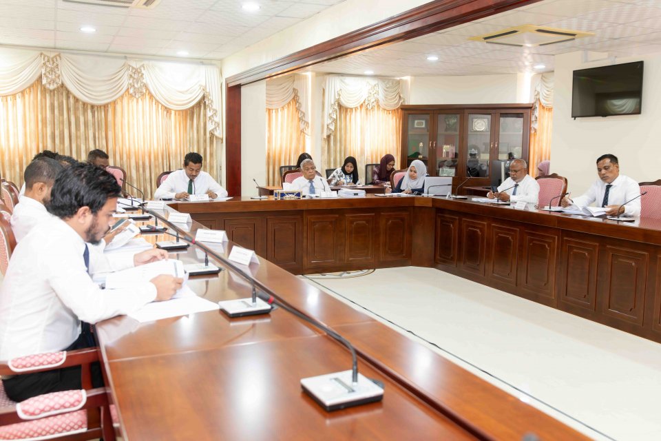 ފެނަކައިން ނުހައްގު ޕްރޮމޯޝަން ދިން މައްސަލަ މަޖިލީހުން އޭސީސީއަށް