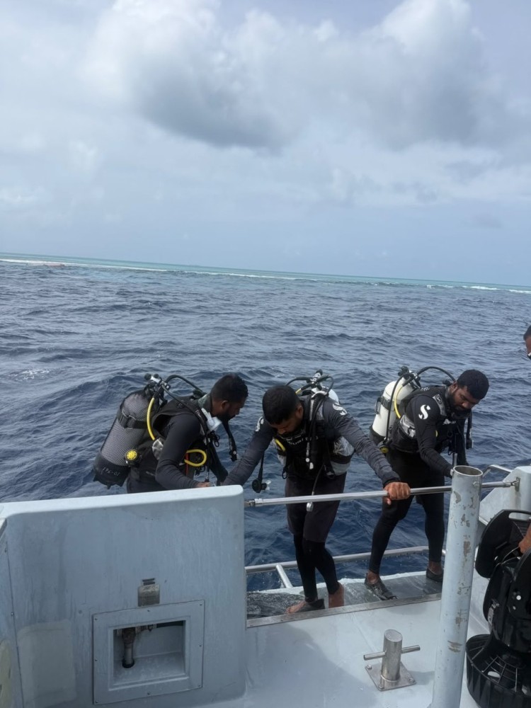 ކޮޅުވެއްޓިން ގެއްލުނު 2 ބިދޭސީން ހޯދަން ބޮޑު ސަރަހައްދެއް ބަލައިފި: އެމްއެންޑީއެފް