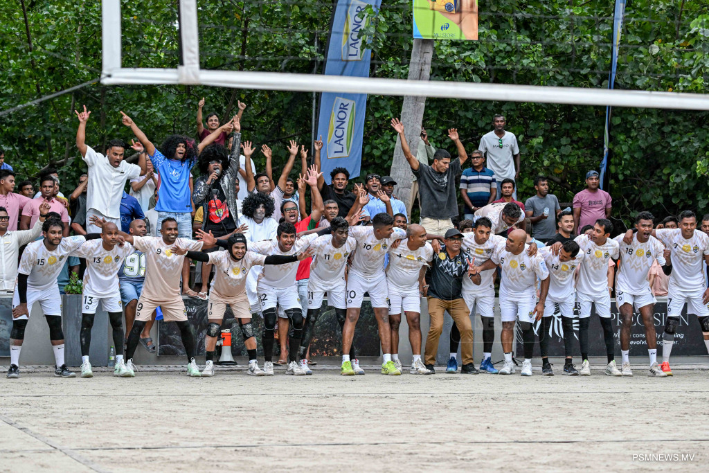 ރިސޯޓު ވޮލީ ޗެމްޕިއަންޝިޕް ކާމިޔާބުކުރީ ރީތި ރަށުން