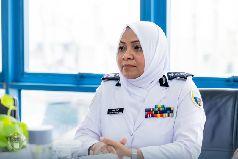 އަންހެން މުވައްޒަފަކު ބޭޒާރު ކުރުމުން ކަސްޓަމްސް: ޒިންމާތަކާމެދު ޝައްކު ނުއުފައްދާ