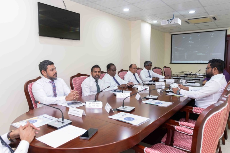 ފަރުވާ ހޯދަން ދަތިވެފައިވާ ކަމަށް ބުނެ މެންބަރުންގެ ހެލްތު އިންޝުއަރެންސް ދޭ ގޮތް ކަމުނުދާތީ އެލައިޑާ ބައްދަލުކުރަނީ