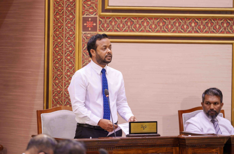 އެހެން ބަޔަކާ ހަވާލުކޮށްގެން ނަމަވެސް ލިންކްރޯޑްގެ މަސައްކަތް އަވަސްކުރާނަން: މުއްތަލިބު