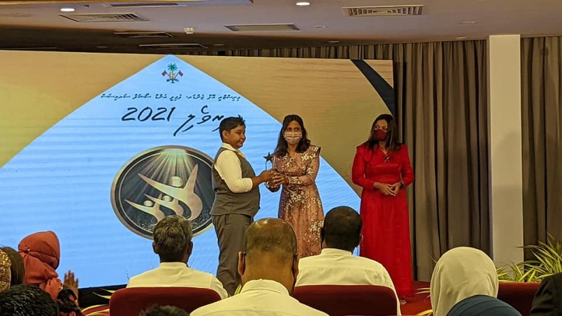 ރިވެލި އެވޯޑަށް ކުރިމަތިލުމުގެ ފުރުސަތު ހުޅުވާލައިފި