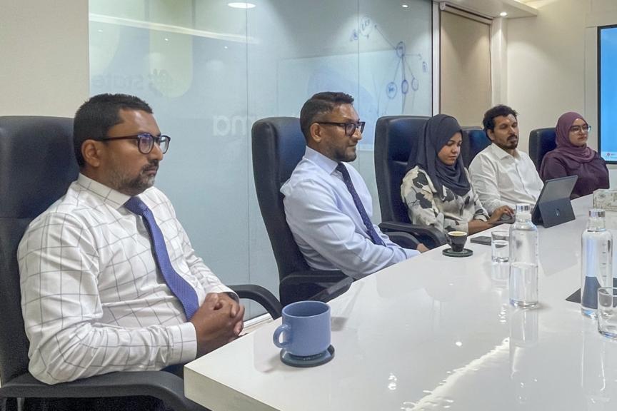 ބޭސް ގެނައުމަށްޓަކައި އެސްޓްރާޒެނެކާ އާ އެކު ސްޓޭޓްފާމާއިން މަސައްކަތް ފަށަނީ