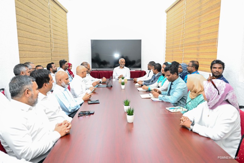އުކުޅަހު ކައުންސިލާއި މުއައްސަސާތަކާ ރައީސް ބައްދަލުކުރައްވައިފި