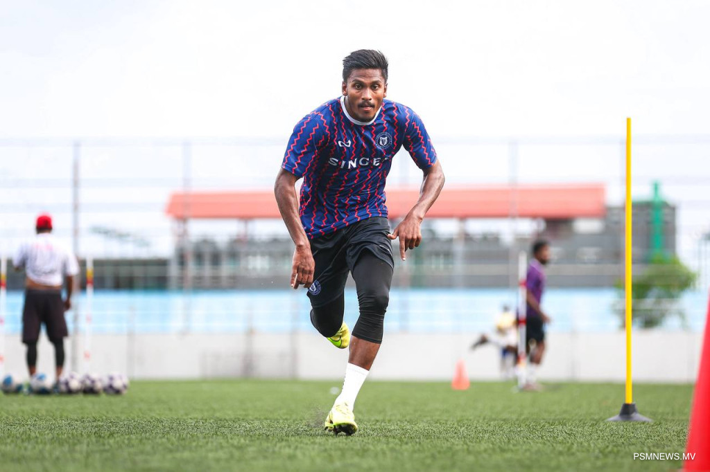 "ވިކްޓްރީގެ އަމާޒަކީ އިހު އޮތް މަގާމަށް ދިއުން"