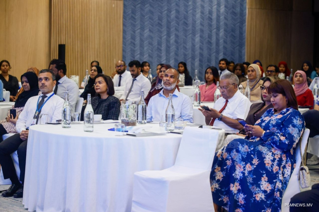 "ފަތުރުވެރިކަމުގެ އަހަރު ފާހަގަކުރުމަށް ސިނާޢަތުގެ އެއްބާރުލުން ބޭނުންވޭ"