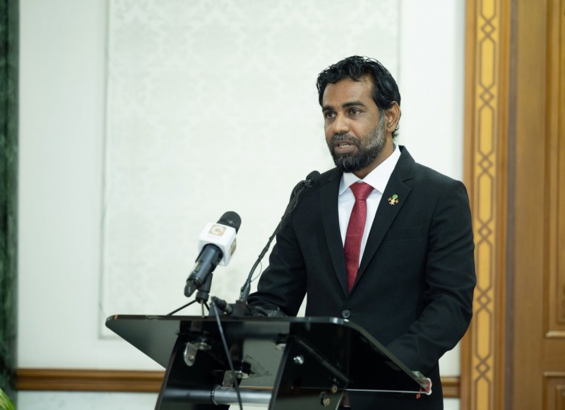 އަހަރު ދެބައިވިއިރު ކްރިމިނަލް ކޯޓުގައި ނުނިމި 1،600އަށް ވުރެ ގިނަ މައްސަލަ އެބައޮތް: ޙުސްނީ