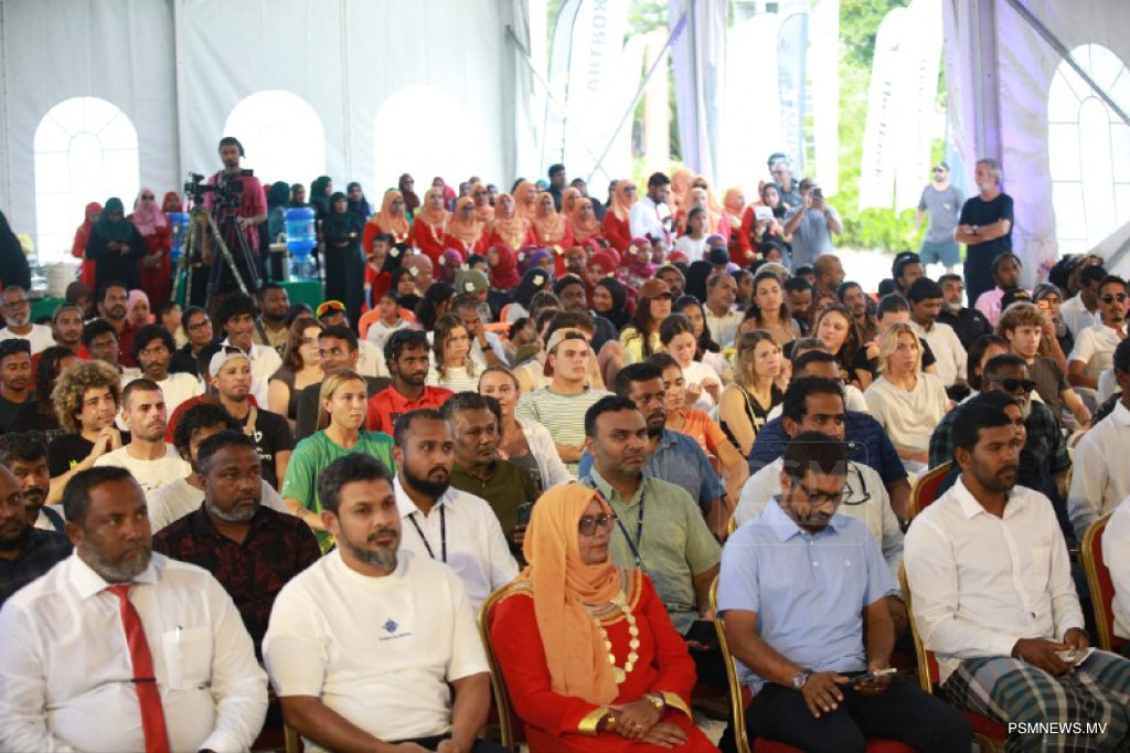 "މޯލްޑިވްސް ޕްރޯ ތުލުސްދޫގައި، ފަށައިފި"
