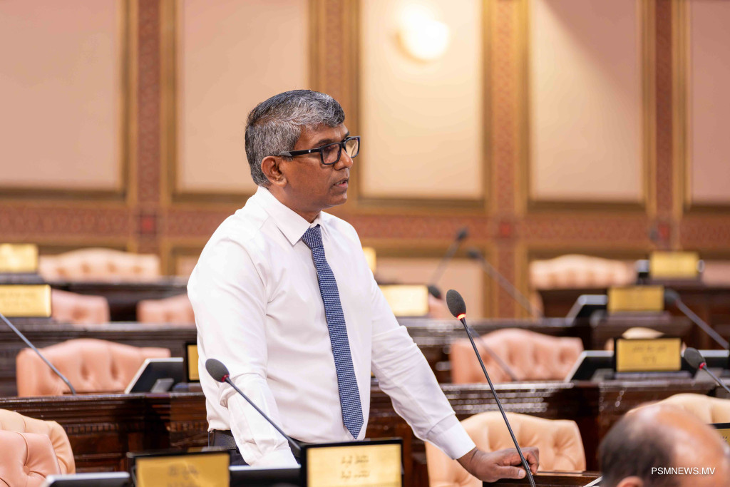 ތަރައްޤީގެ މަޝްރޫޢުތަކަށް ކައުންސިލުން ބިން ނެގޭނެ އިސްލާހު މަޖިލީހުން ބަލައިގެންފި