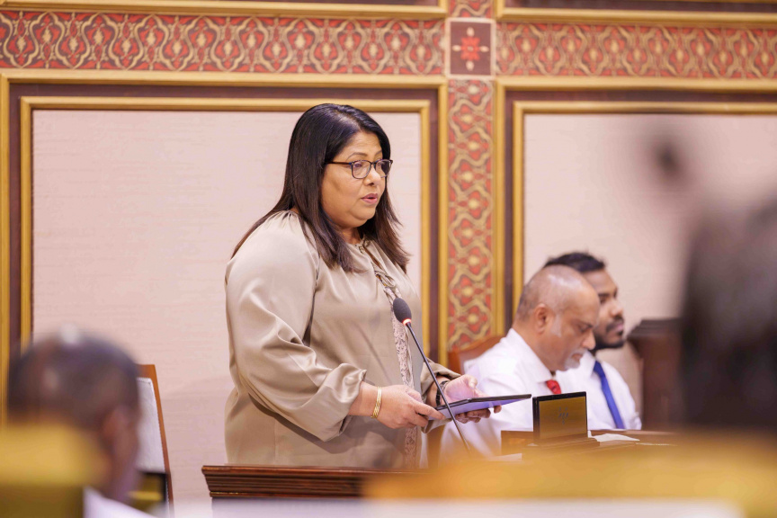 ކުރިއަށް ނުދާތީ ކުރީ ސަރުކާރުގެ 16 މަޝްރޫއެއް ހުއްޓައިލަން ޖެހުނު، 60 މިލިއަން ރުފިޔާގެ ގެއްލުންވި: ގީލާ