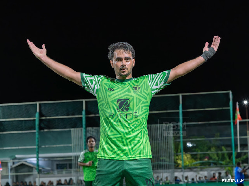 ފުޓްސަލް އެޓޯލް ޗެމްޕިއަންޝިޕް؛ ހއ. ޗެމްޕިއަންކަން އިހަވަންދޫއަށް