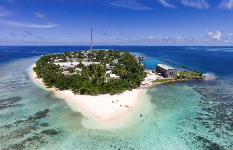 ތިން މުބާރާތަކާއި ވޯކްޝޮޕްތަކާ އެކު "މަންފާ ގުރުއާން ކޭމްޕް" އދ. މަހިބަދޫގައި