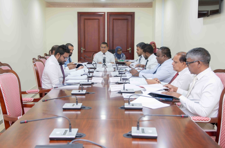 މަޖިލީހަށް ހުށަހަޅާ ޕެޓިޝަނަކާ ދެކޮޅަށް ވެސް ޕެޓިޝަން ހުށަހެޅޭ ގޮތް ހަދަން ކޮމިޓީން ފާސްކޮށްފި