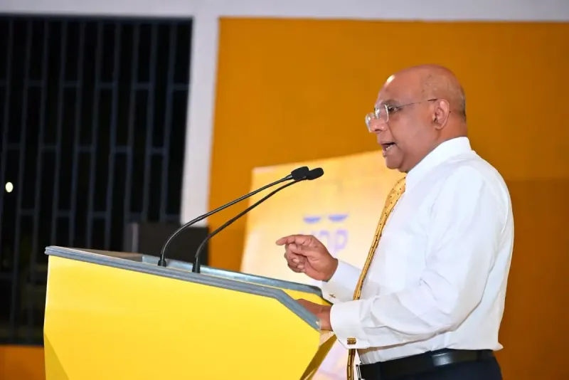 ސަވާހިލި އަނބުރާ އައްޑޫގެ ރައްޔިތުންނާ ހަވާލުކުރާނަން: ޝާހިދު