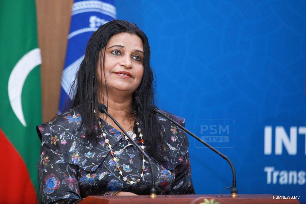 330 ދިރާސާ ކަރުދާހާއެކު، ތެވެލި ބައިނަލްއަޤްވާމީ ކޮންފަރެންސް ފަށައިފި
