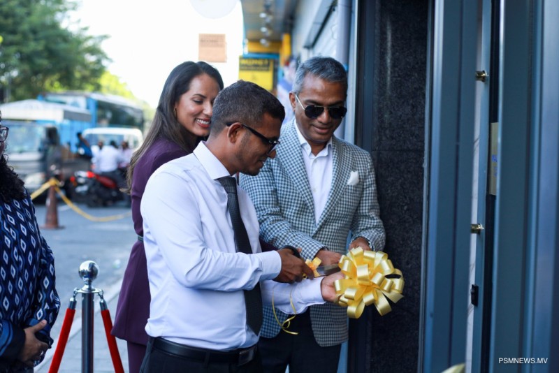 މޯލްޑިވްސް ޕްރިމިއަރ ބޭންކުގެ ފުރަތަމަ ބުރާންޗް ހުޅުވައިފި