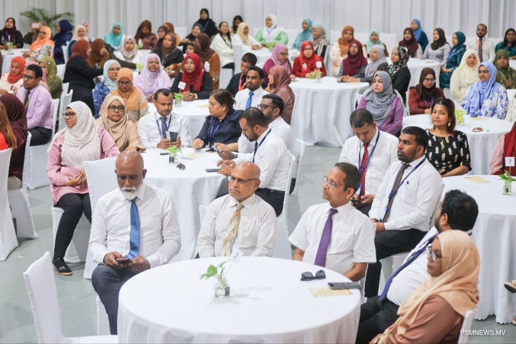 ހުރިހާ މުދައްރިސުންވެސް އިންކުލޫސިވް އެޑިއުކޭޝަނަށް އަހުލުވެރިވާންޖެހޭ: ތަޢުލީމީ ވަޒީރު