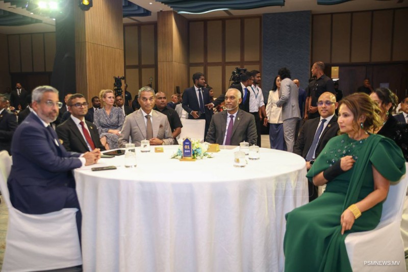 ފޮޓޯ: މޯލްޑިވްސް ޕްރިމިއަރ ބޭންކްގެ ޚިދުމަތް ރަސްމީކޮށް އިފްތިތާޚްކުރުމަށް ބޭއްވި ހަފުލާ