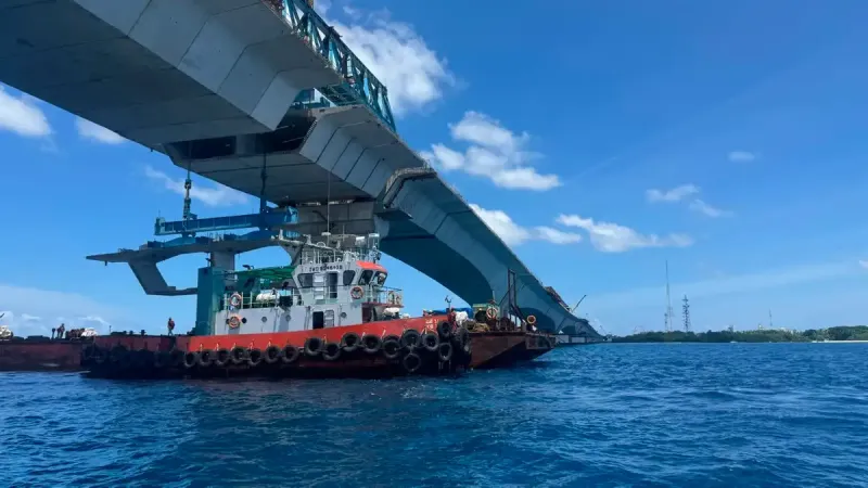 ކުރީގެ ރައީސް ސޯލިހު ސަރުކާރުގައި ފެށި ''ތިލަމާލެ ބްރިޖު'' މަޝްރޫއުގެ ދަށުން މާލެ އާއި ވިލިމާލެ ގުޅުވާލާ ފަހު ސެގްމަންޓްގެ މަސައްކަތް ފަށައިފި