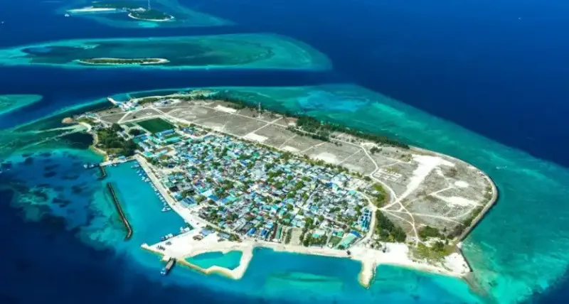 ހިންނަވަރުގެ ރައްޔިތުން ރަށްވެހިކަން ދޫކޮށްލާ ނަމަ، 2000 ރުފިޔާގެ ފީއެއް ދައްކަން ޖެހޭނެ ކަމަށް ކަނޑައަޅައިފި