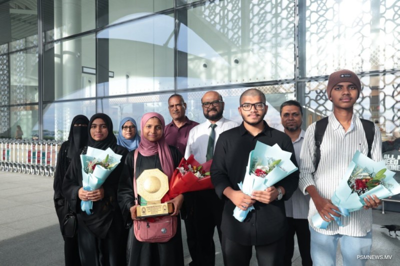 ފަޚުރުވެރި ވަނައަކާއެކު އެންމެ ބޮޑު ޤުރުއާން މުބާރާތުގެ ބައިވެރިން ރާއްޖެއަށް