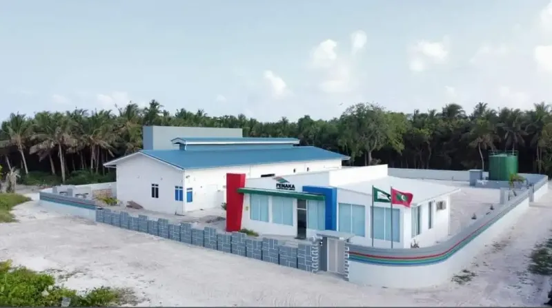 ފޯކައިދޫގައި އިންޖީނުގެ ރަނގަޅަށް ނުބަލަހައްޓައި ދޫކޮށްލާފައިވާ ކަމުގެ ތުހުމަތު، އިމާރާތަށް ގެއްލުވެފައިވާ ވީޑިއޯތައް އާއްމުވި ނަމަވެސް ސްޓޭޝަން މެނޭޖަރު އެކަން ދޮގުކުރޭ!