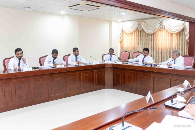 އެމްއެމްއޭގެ ރޭޓާ ޚިލާފަށް ޑޮލަރު ވިއްކުމާއި އިޝްތިހާރުކުރުން ކުށަކަށް