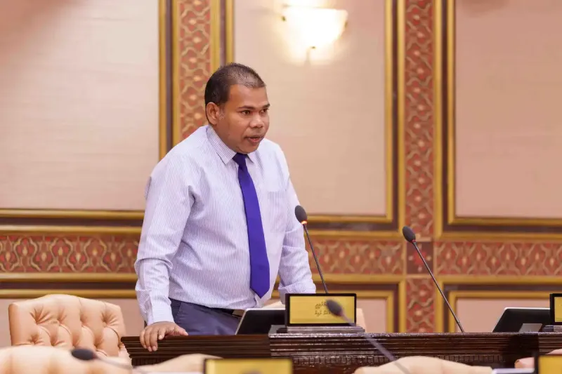 އައްޑޫ ފެނަކައިން އެއް ހަފުތާގެ ތެރޭގައި 200 ވަރަކަށް މުވައްޒަފުން ވަކިކޮށްފި: މެންބަރު ދީދީ