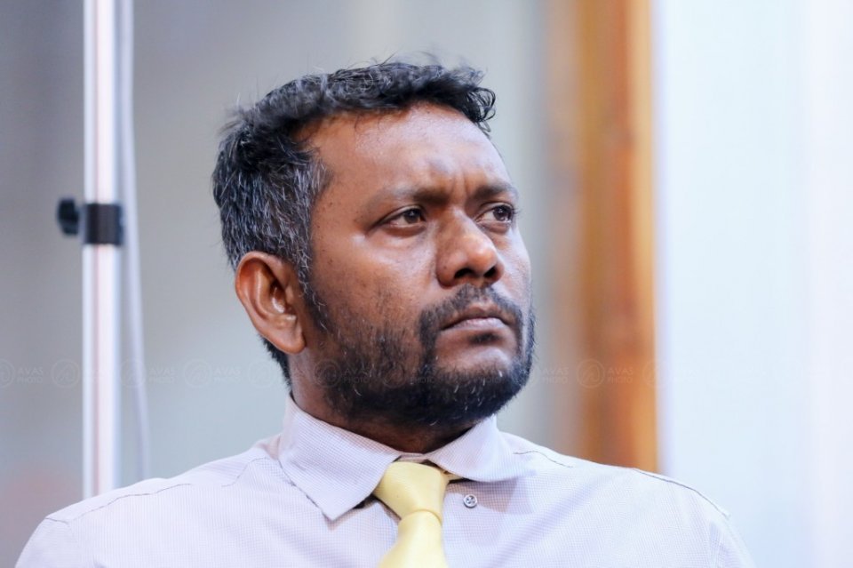 ޑޮލަރުގެ އަގު އުފުލެމުންދާތީ ފައްޔާޒުގެ ތުހުމަތުުތަކެއް ސަރުކާރަށް!