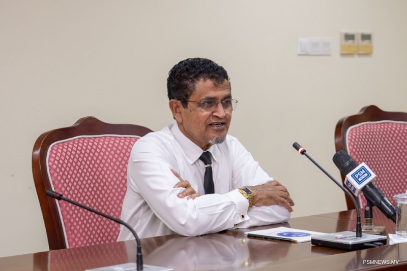 "ބޭނުންވަނީ މައުލޫމާތަށް އެދުމުގެ ކުރިން  ހާމަކޮށްފައި ހުރިކަން ޔަގީންކުރަން"