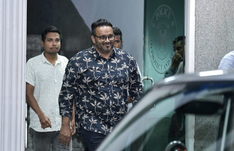 އަދީބުގެ ޖޫރިމަނާގެ ތެރެއިން ބާކީ އެއް މިލިއަން ރުފިޔާ ދައްކާ ހަލާސްކޮށްފި