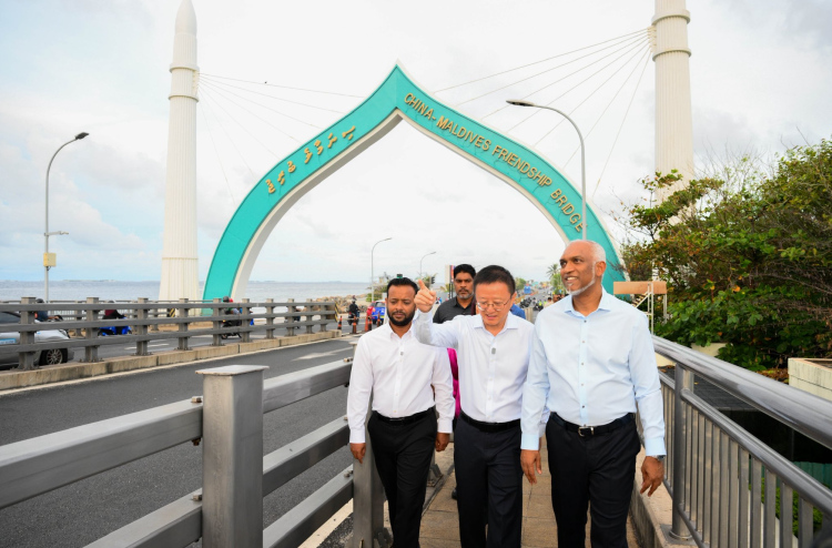 ބްރިޖަށް 8 އަހަރު: ރައީސް ވިދާޅުވީ ޗައިނާއާ އެކު މިއަށް ވުރެ ހަރުދަނާ ގުޅުމެއް ބިނާކުރުމުގައި ދެމިތިބޭނެ ކަމަށް