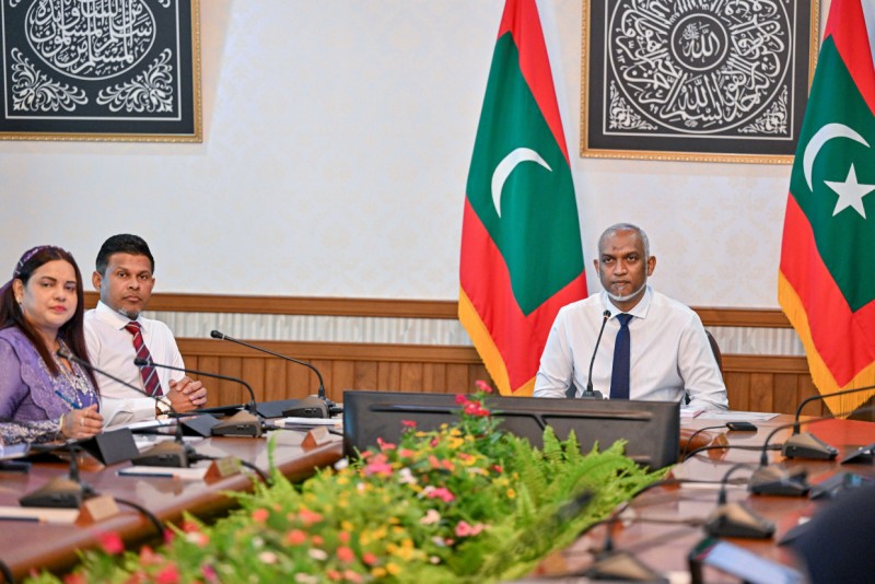 ރާއްޖޭގެ ކަނޑުން ތެލާއި މައުދަނު ނެގުމާ ގުޅޭ ގާނޫނީ އޮނިގަނޑެއް އެކުލަވައިލަނީ