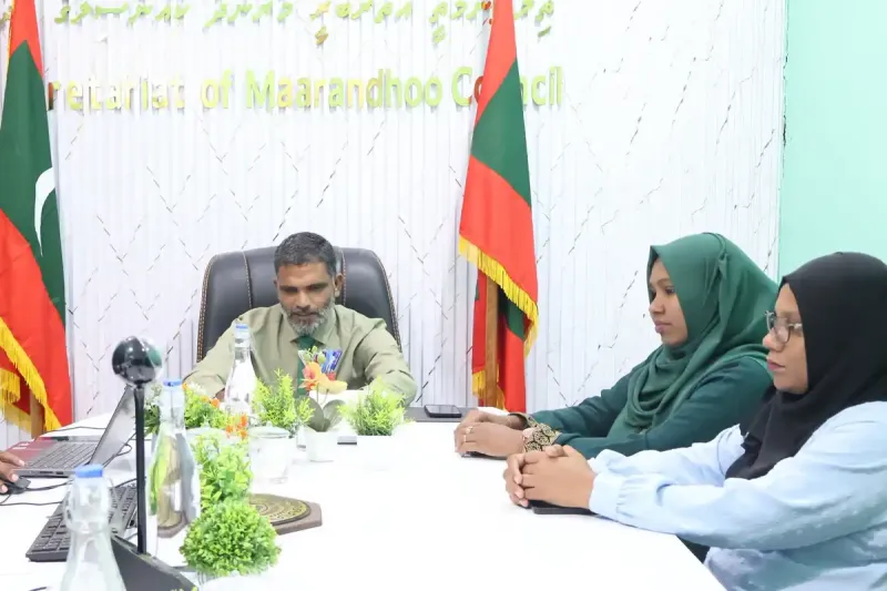 މާރަންދޫ ފެނަކަ ބްރާންޗުގައި މަސައްކަތް ކުރަމުންދިޔަ 13 މުވައްޒަފުން ވަކިކޮށް، އާއިލާތައް ބިކަކުރުން އެ ރަށު ކައުންސިލުން ކުށްވެރިކޮށްފި
