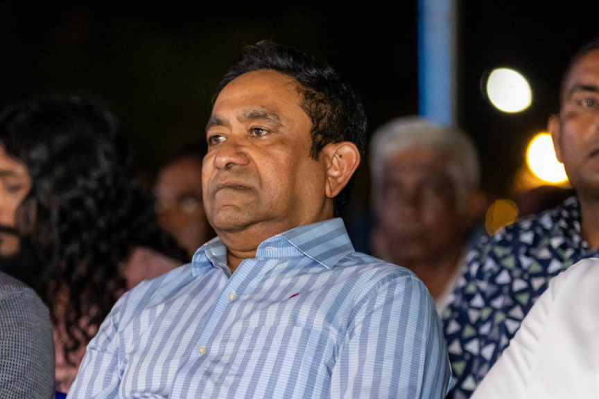 ރިސޯޓުތަކުން 40 އިންސައްތަ މާރުކުރަން އެންގުމަކީ އެމްއާރުއައި ނުހަދައި، ތަދުވާ ތަނެއްގައި ބެންޑޭޖު އެޅުން: ޔާމީން