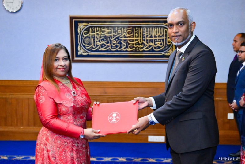 އިނގިރޭސިވިލާތަށް ކަނޑައަޅުއްވާފައި ހުންނަވާ ސަފީރަކަށް ޖަމީލާ