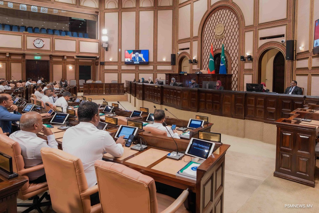ކުށްކޮށްގެން މުދާ ހޯދުން ނިމުމަކަށް ގެނައުމަށް މުހިންމު ޤާނޫނެއް!