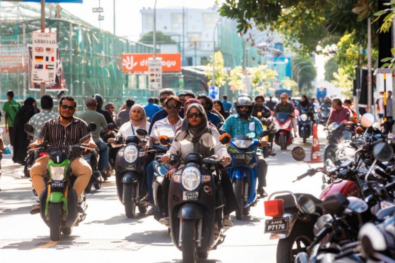 ހައްދުންނައްޓައިފި، ހުއްޓުވައިދީ!