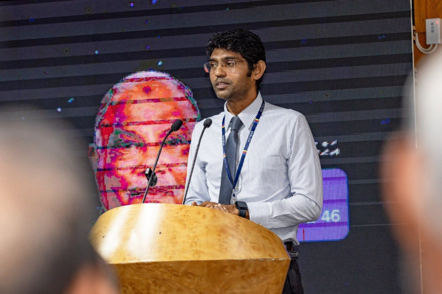 ތައުލީމާއި ފަންނީ ހުނަރު ހާސިލުކޮށްފައިވާ ގިނަ ދިވެހި އިންޖިނިއަރުން ތިބުމަކީ ސްޓެލްކޯއަށް ލިބޭ ޝަރަފެއް: އަޒުވަރު