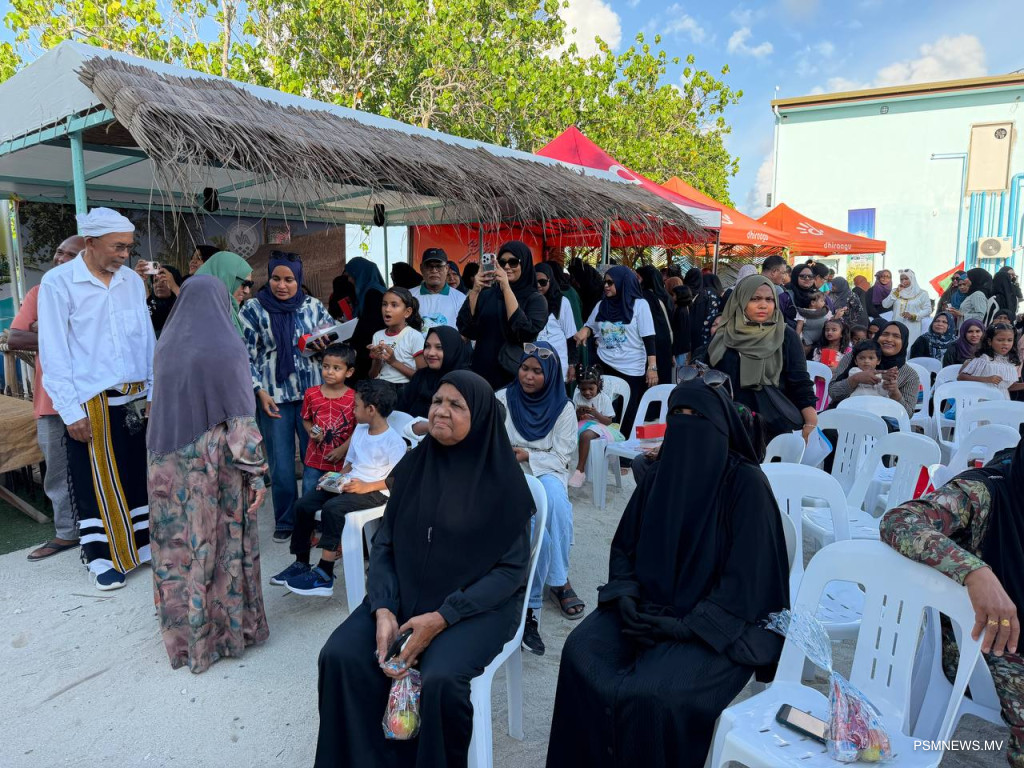 މާމަކާފަ ދުވަސް: އޭދަފުށީގައި ޢާއިލީ ހަވީރެއް