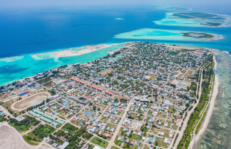 މަރުވެފައި އޮތް ބިދޭސީއަކު ތިނަދޫ ސިނާއީ ސަރަހައްދުން ފެނިއްޖެ