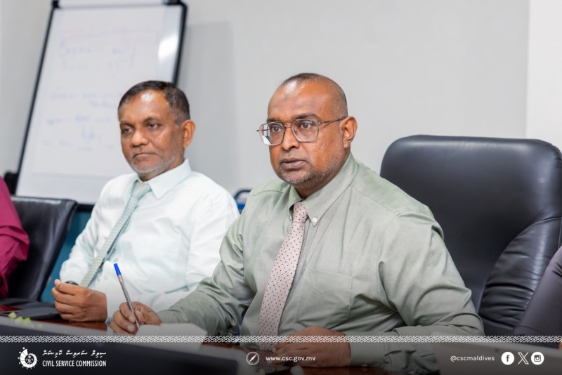 ރަށު ކައުންސިލްތަކުގެ މުވައްޒަފުންނަށް އަތޮޅުގެ އެހެން ރަށްތަކުގައި ތިބެގެން މަސައްކަތް ކުރެވޭ ގޮތް ހަދައިފި