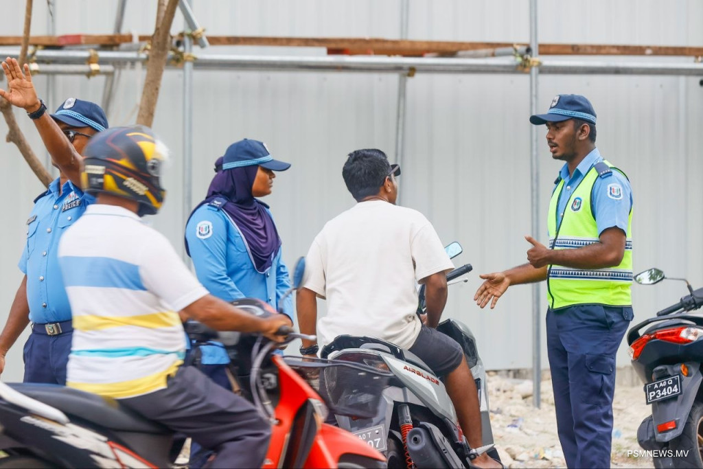 މިދިޔަމަހު ފުލުހުންނަށް 1000އަށްވުރެ ގިނަ މައްސަލަ
