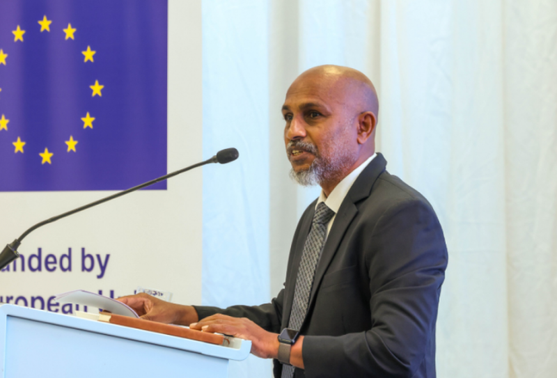 އައިކޮމްގެ ދައުރު ނިންމެވި އާހިދު: މައުލޫމާތު ހޯދުމުގެ ހައްގު ބޭނުންކުރުން އިތުރުވެއްޖެ، އެކަމަކު އިދާރާތަކުގެ ސަގާފަތް ބަދަލުވާންޖެހޭ
