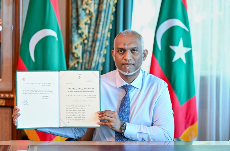 ސަރުކާރަށް ބިންތައް ނެގޭ ބިލަށް އަމަލުކުރަން ފަށައިފި