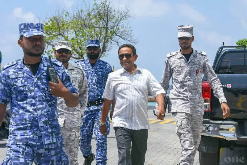 ރައީސް ޔާމީން ފުލުހަށް ހާޒިރުކުރުމަށް ޗިޓު ހަވާލުކުރަން މަސައްކަތްކޮށްފި