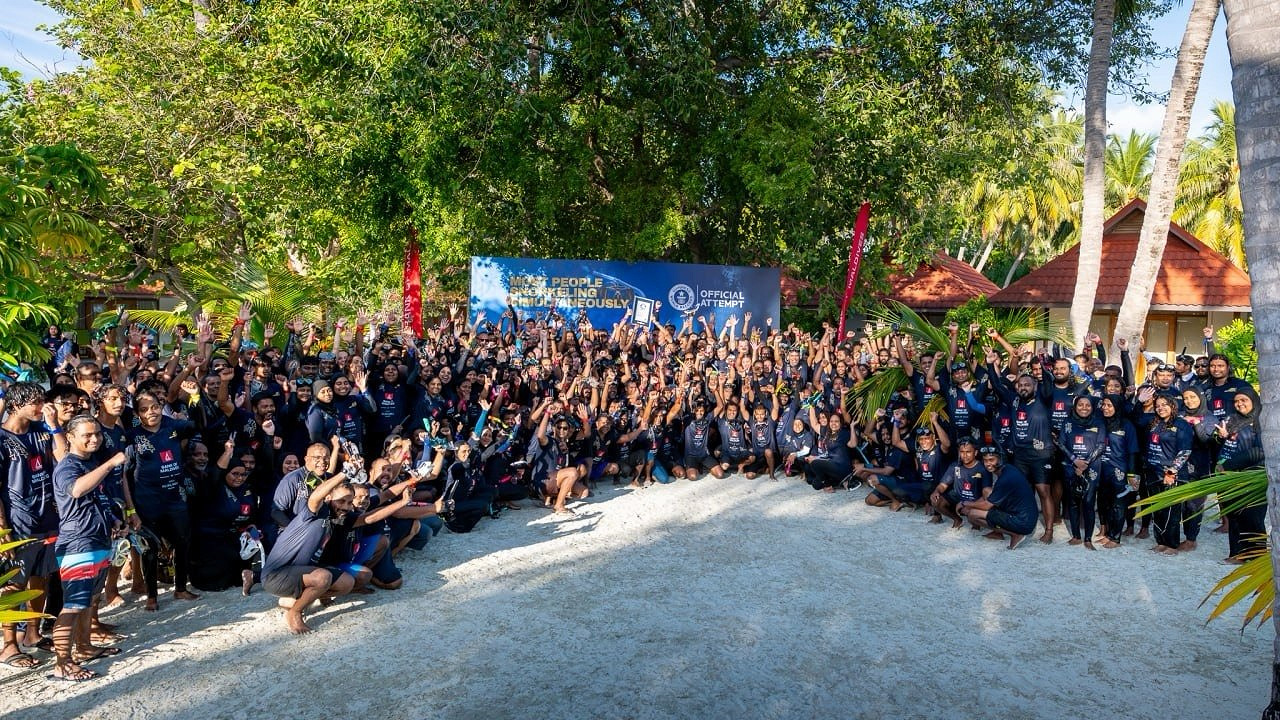 އެއްވަގުތެއްގައި އެންމެ ގިނަ މީހުން ސްނޯކްލިންގް ހެދުމުގެ ދުނިޔޭގެ ރެކޯޑް ބީއެމްއެލްއިން ގާއިމުކޮށްފި