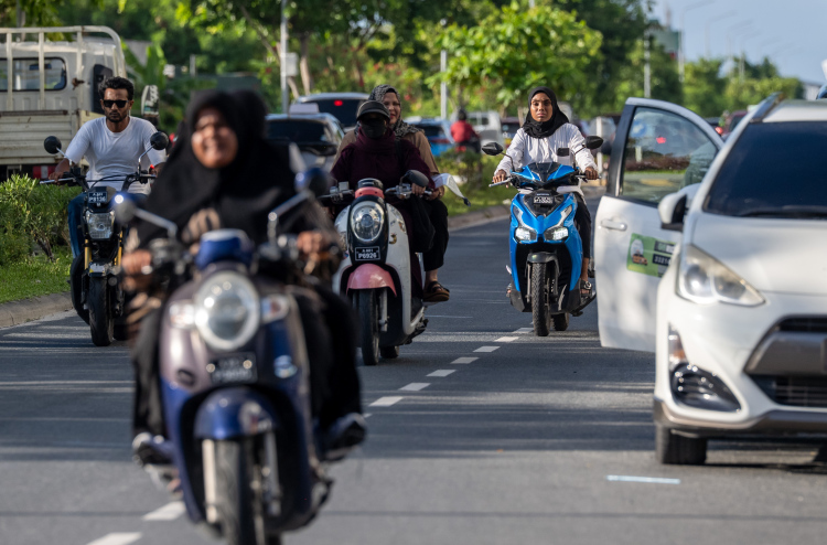 ގަދަ ހޫނުގެ ސަބަބުން ދިމާވެދާނެ ސިއްހީ މައްސަލަތަކަށް ސަމާލުވާން އެދެފި