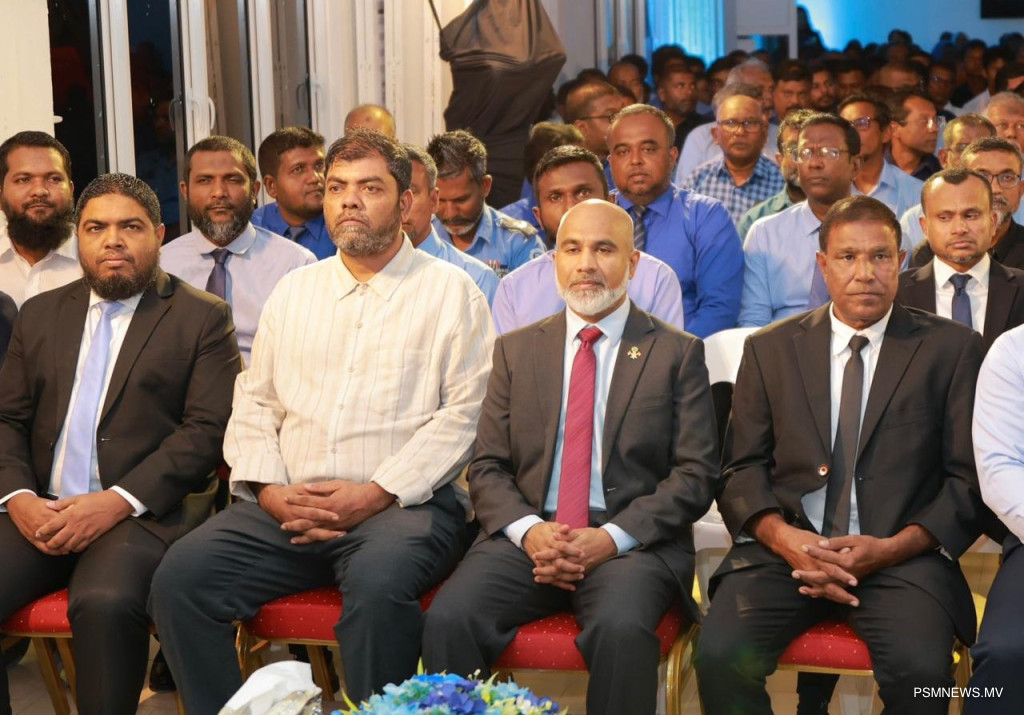 "ޒަމާނީ ވަސީލަތްތައް ފައިދާހުރި ގޮތުގައި ބޭނުންކުރަން ދަރިވަރުންނަށް ދަސްކޮށްދޭންޖެހޭ"